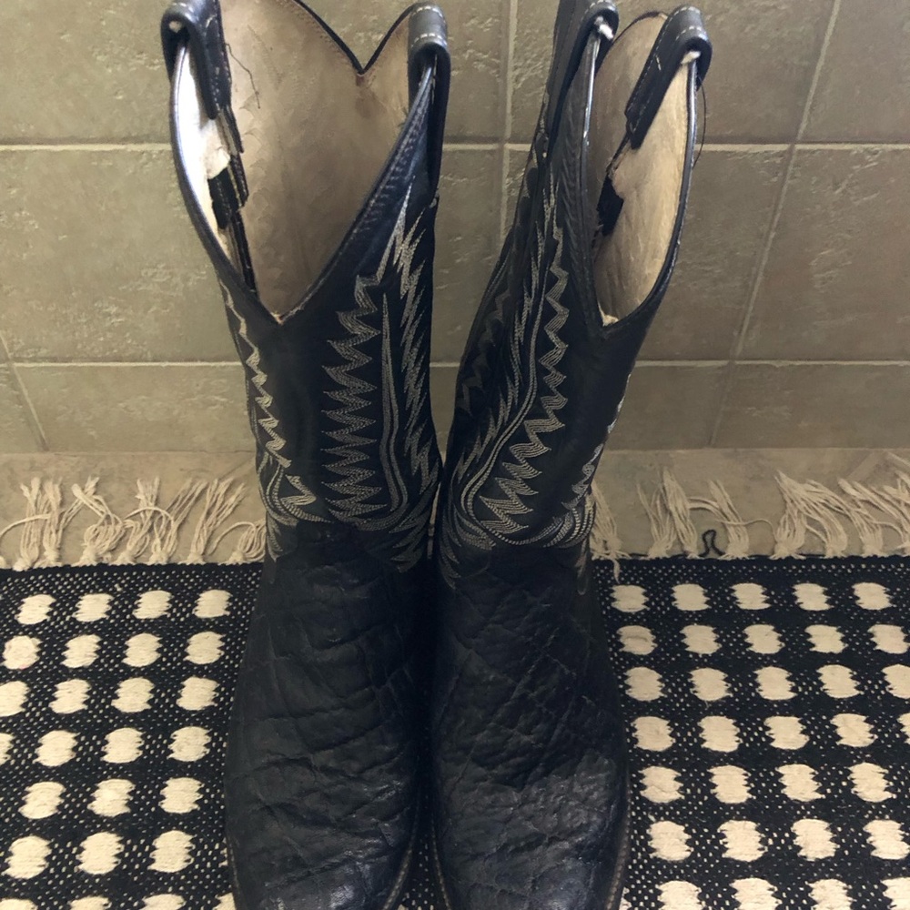 Vintage Classic Black Western Cowboy Boots with Silver Stitching